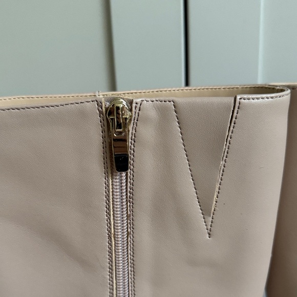 8M Cream Knee-High Women's Boots - Picture 4 of 7